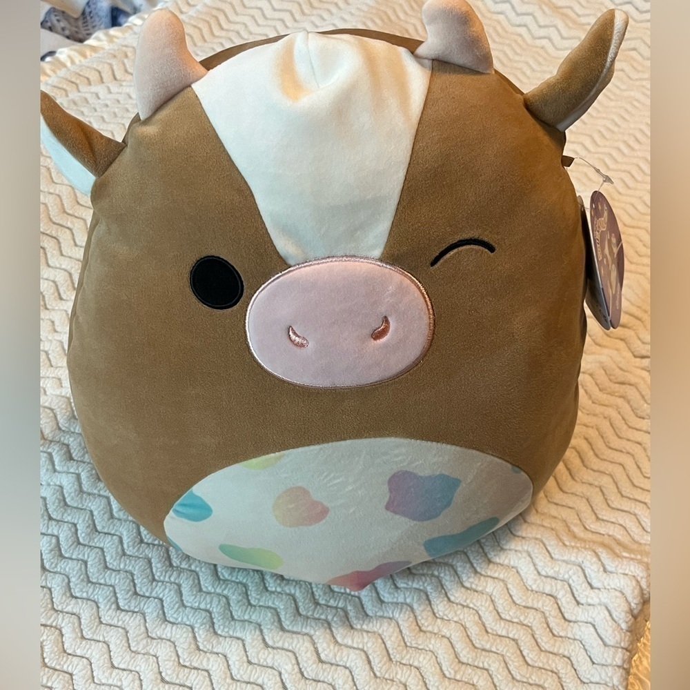 Squishmallows Griella the Cow! She is super cute, Easter edition. NEW with tags!